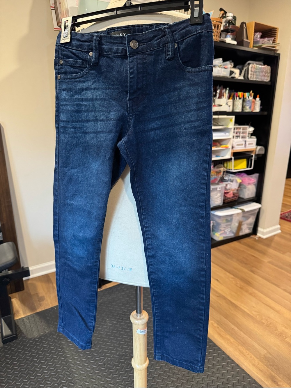 Girls DKNY slim jeans sz